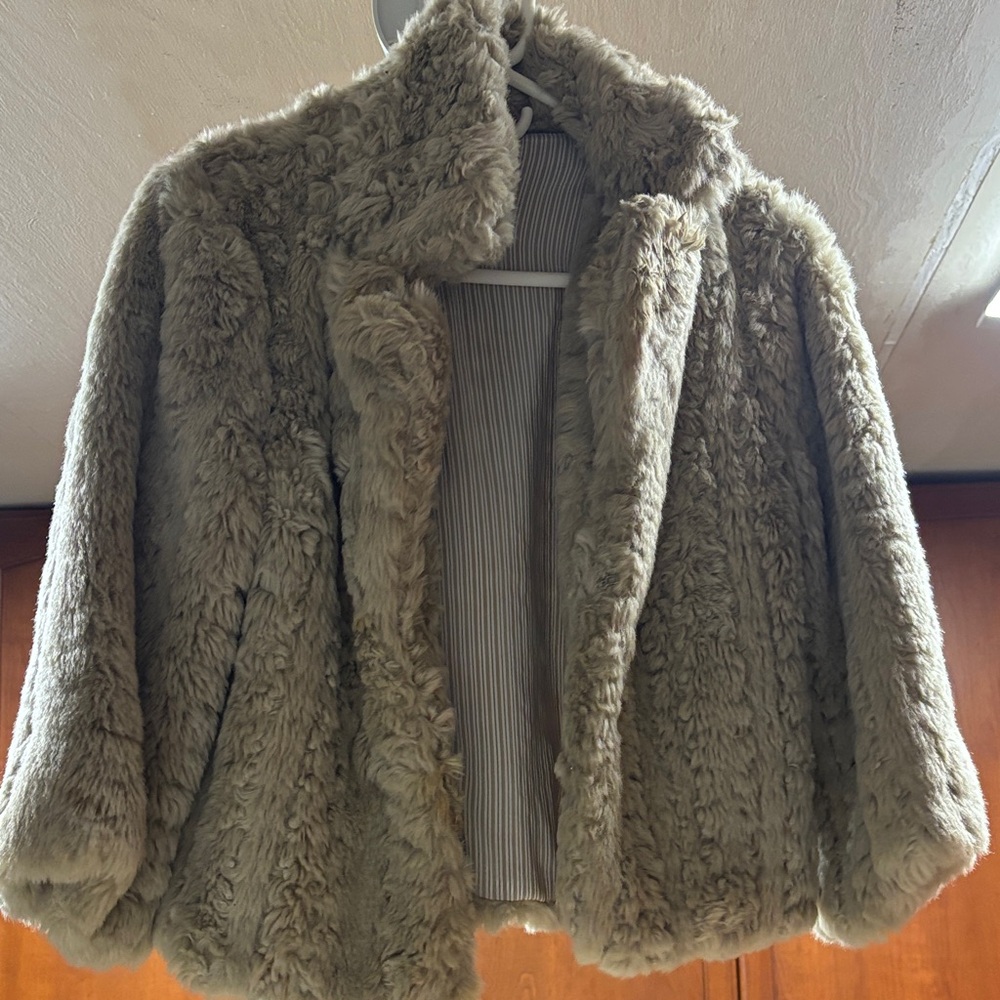 Women's Plush Teddy Jacket in Tan